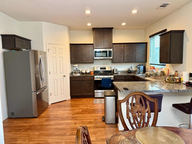 3101 Vermillion Dr, Stockton, CA 95206