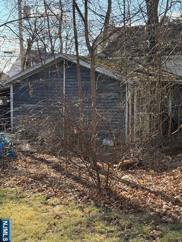 69 N Fullerton Avenue, Montclair, NJ 07042