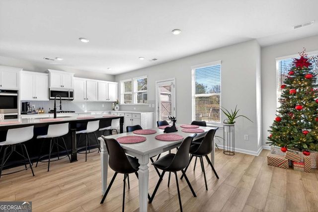 116 Eleanora Park, Loganville, GA 30052