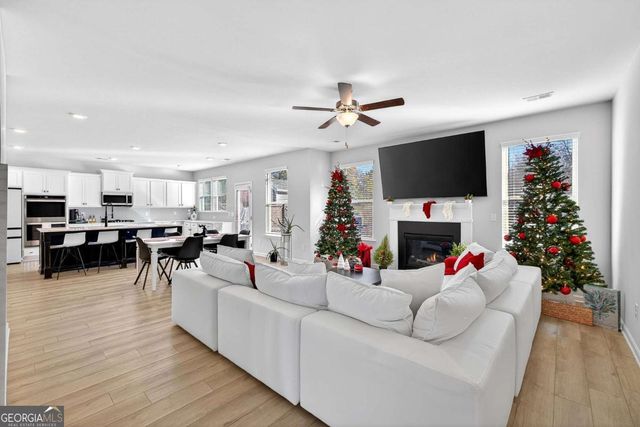 116 Eleanora Park, Loganville, GA 30052