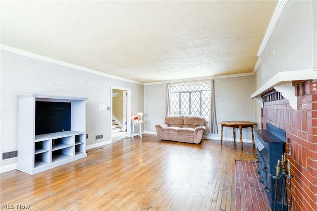 1002 Jackson Avenue, Parkersburg, WV 26101