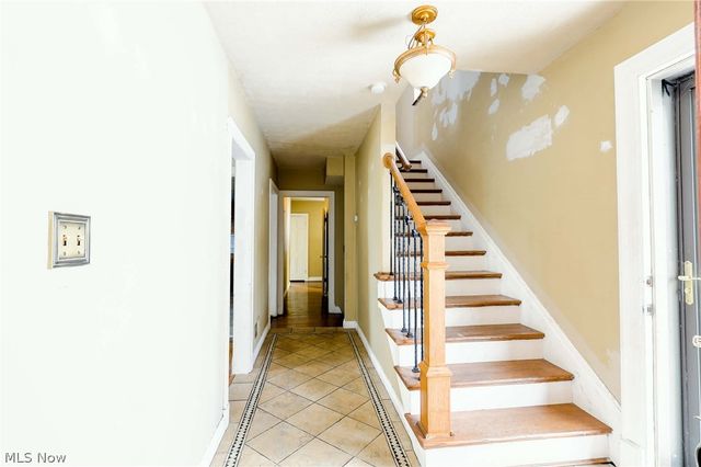 1002 Jackson Avenue, Parkersburg, WV 26101