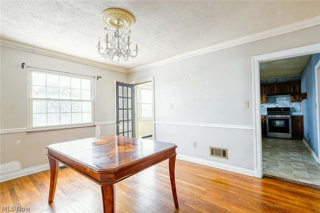 1002 Jackson Avenue, Parkersburg, WV 26101