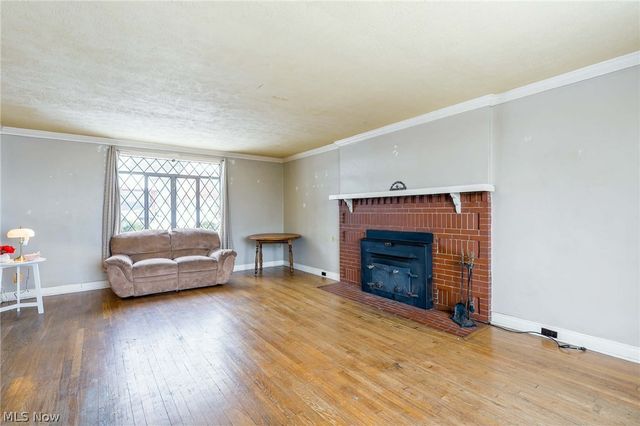 1002 Jackson Avenue, Parkersburg, WV 26101