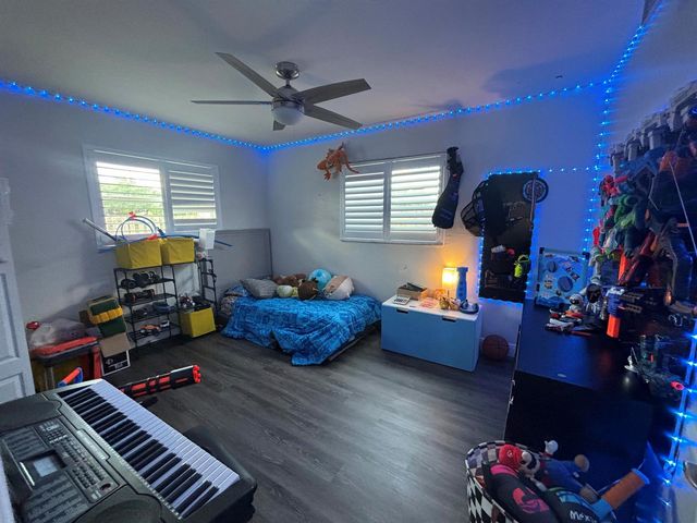 5027 Michigan Av. 16b, West Palm Beach, FL 33415