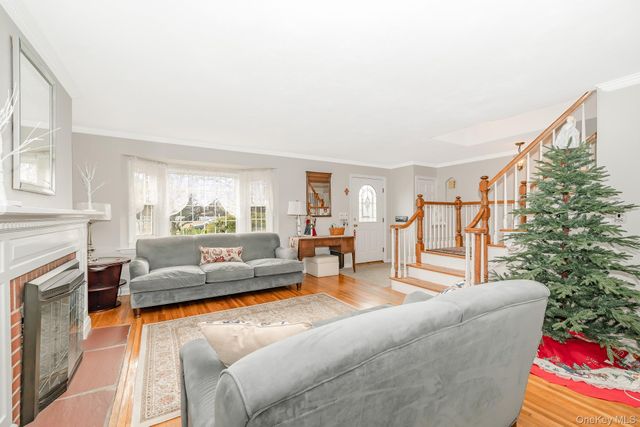 3861 Wilburne Avenue, Seaford, NY 11783