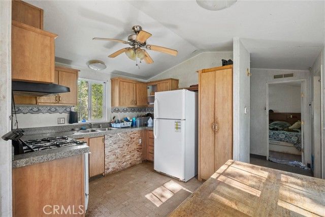 300 Purple Rocks, Oroville, CA 95966