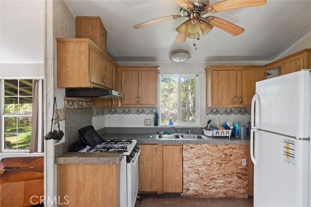 300 Purple Rocks, Oroville, CA 95966