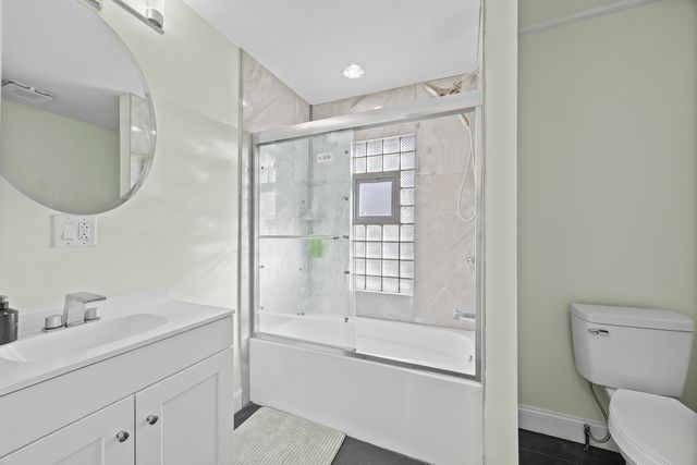 7744 S CHAMPLAIN Avenue, Chicago, IL 60619