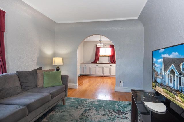 2604 Hayes AVENUE, Racine, WI 53405