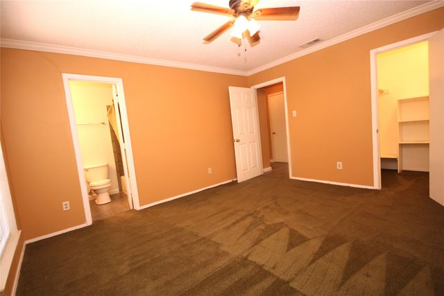 109 Australia Court, Glenn Heights, TX 75154
