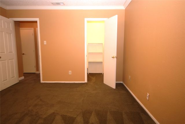 109 Australia Court, Glenn Heights, TX 75154
