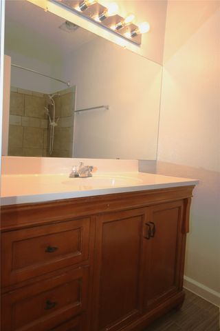 109 Australia Court, Glenn Heights, TX 75154
