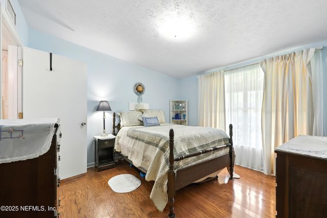 7475 SHARBETH Drive S, Jacksonville, FL 32210