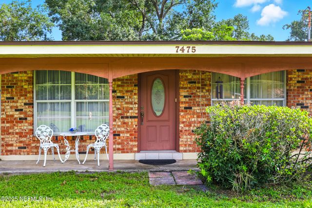 7475 SHARBETH Drive S, Jacksonville, FL 32210