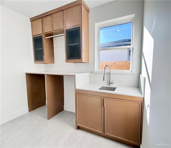 2709 E Bvlgari Drive, Edinburg, TX 78542