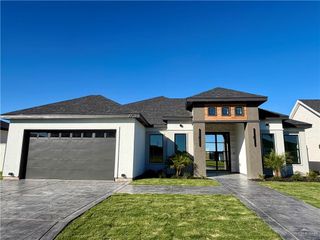 2709 E Bvlgari Drive, Edinburg, TX 78542