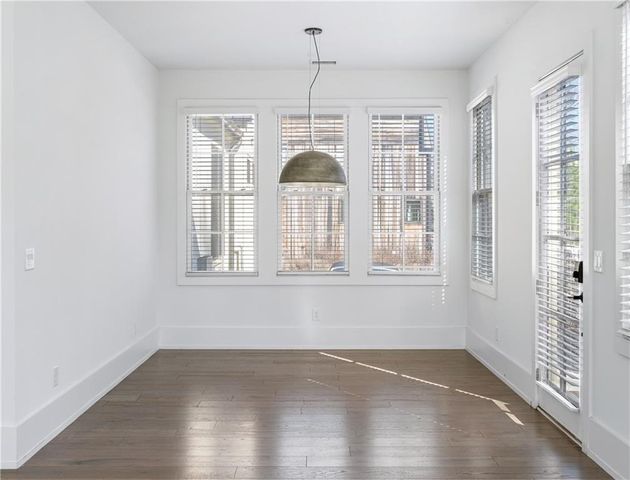 377 Anders N, Chattahoochee Hills, GA 30268