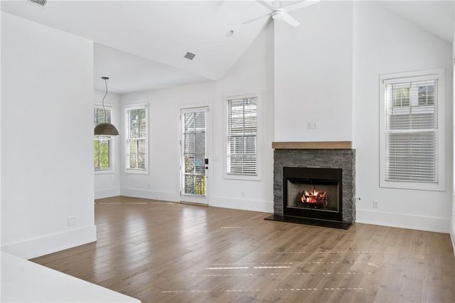 377 Anders N, Chattahoochee Hills, GA 30268
