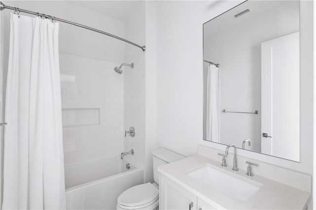 377 Anders N, Chattahoochee Hills, GA 30268