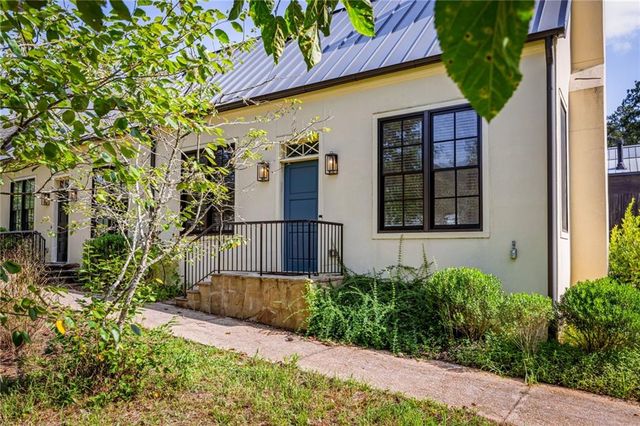 377 Anders N, Chattahoochee Hills, GA 30268