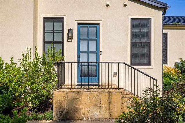 377 Anders N, Chattahoochee Hills, GA 30268
