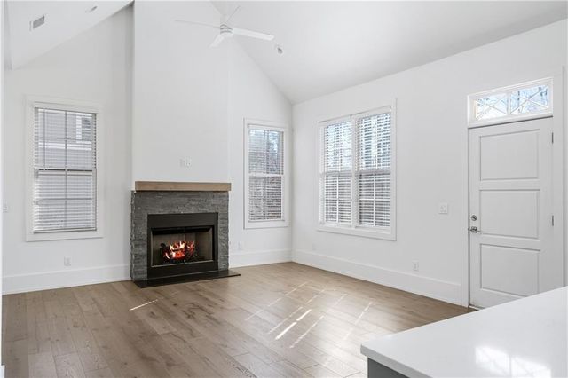 377 Anders N, Chattahoochee Hills, GA 30268