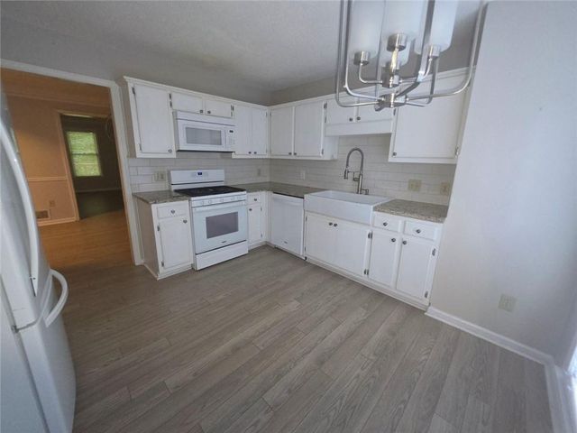 3914 Meeting Street NW, Duluth, GA 30096