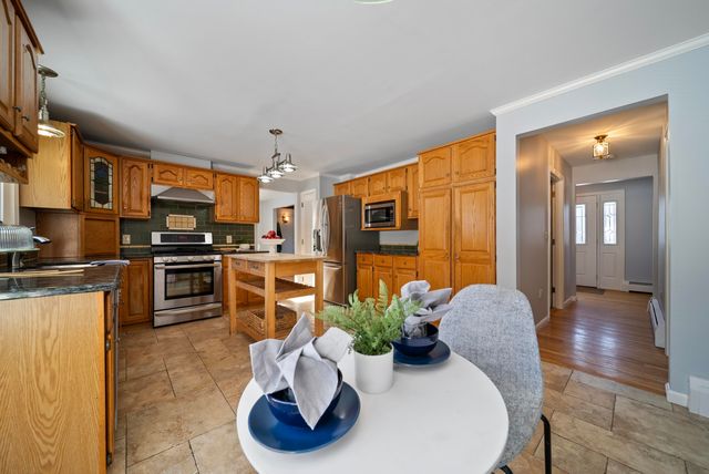 26 Devonshire Lane, Londonderry, NH 03053