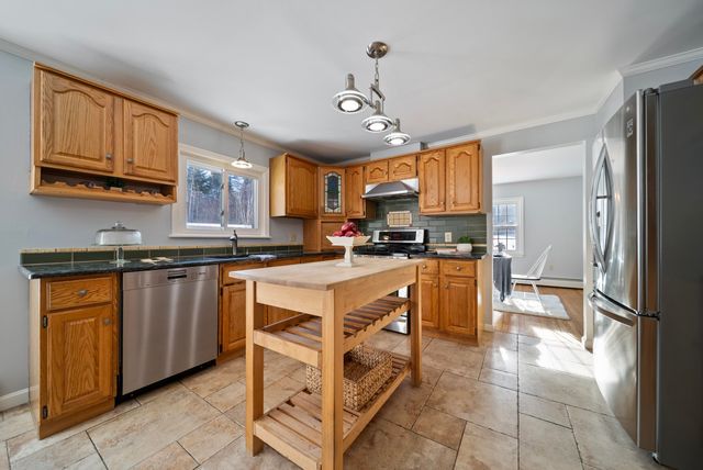 26 Devonshire Lane, Londonderry, NH 03053