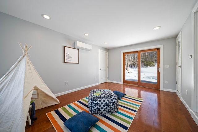 26 Devonshire Lane, Londonderry, NH 03053