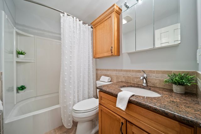 26 Devonshire Lane, Londonderry, NH 03053