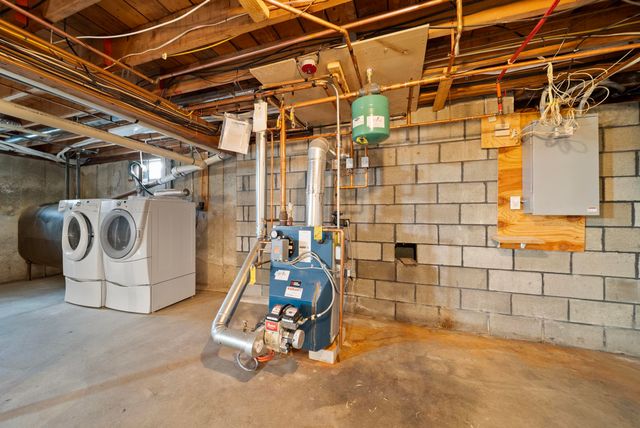 26 Devonshire Lane, Londonderry, NH 03053