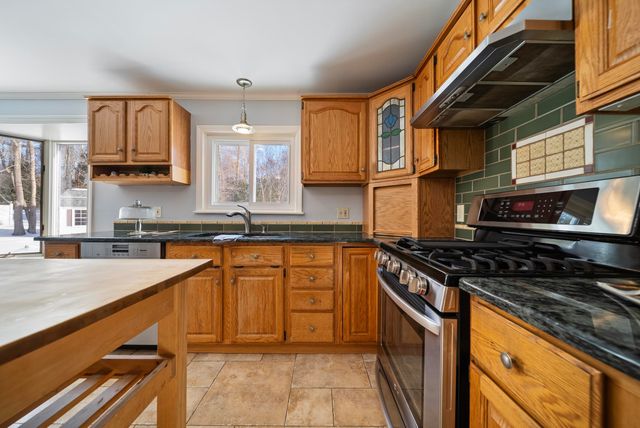 26 Devonshire Lane, Londonderry, NH 03053