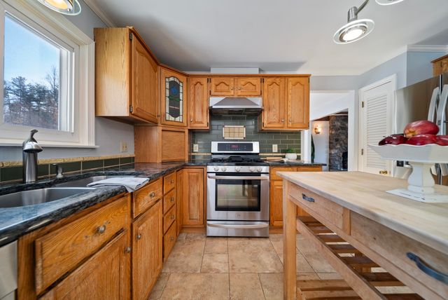 26 Devonshire Lane, Londonderry, NH 03053