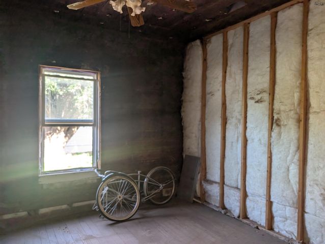 601 E 3RD STREET, Burkburnett, TX 76354