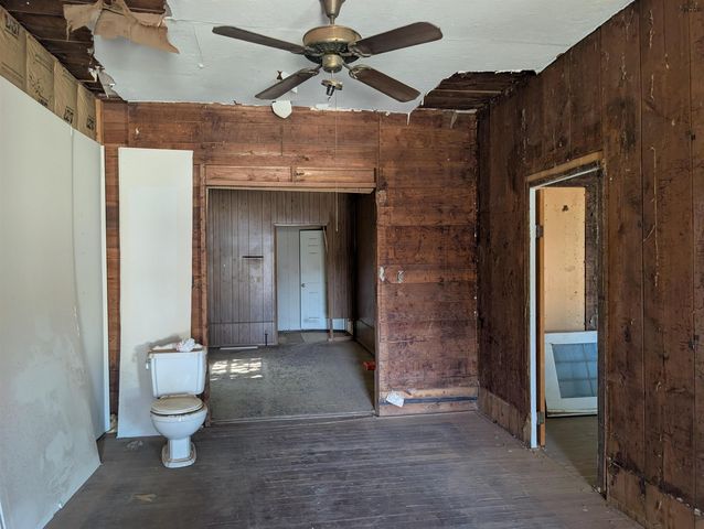 601 E 3RD STREET, Burkburnett, TX 76354