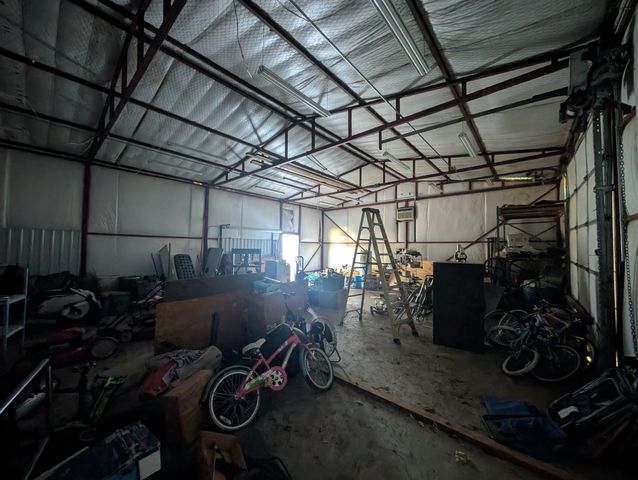 601 E 3RD STREET, Burkburnett, TX 76354