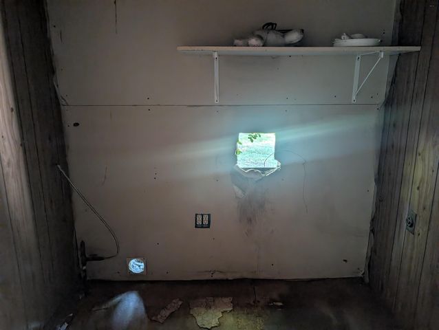 601 E 3RD STREET, Burkburnett, TX 76354