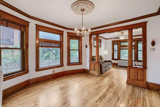 1010 Burns Avenue, Saint Paul, MN 55106