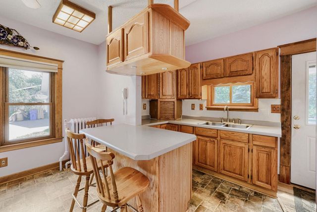 1010 Burns Avenue, Saint Paul, MN 55106