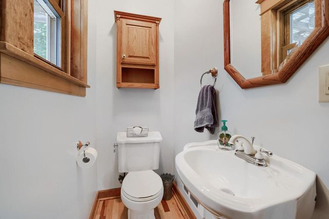 1010 Burns Avenue, Saint Paul, MN 55106
