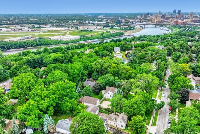 1010 Burns Avenue, Saint Paul, MN 55106