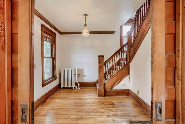 1010 Burns Avenue, Saint Paul, MN 55106