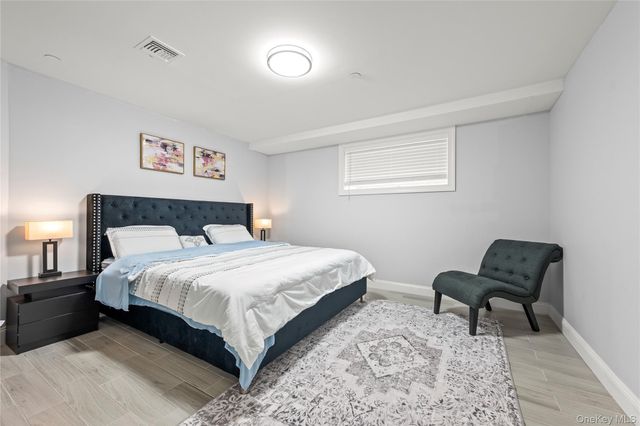 25 Sanford, Staten Island, NY 10307