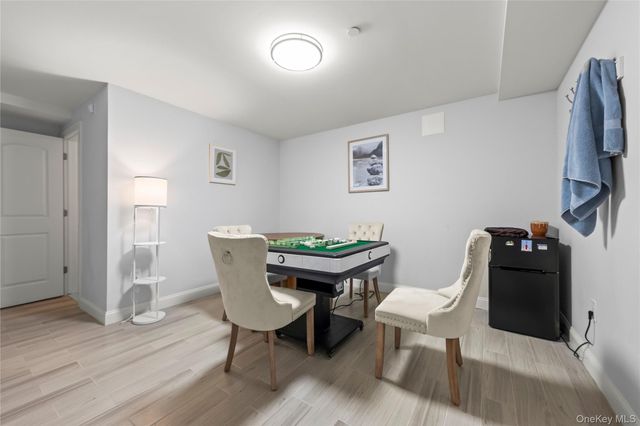 25 Sanford, Staten Island, NY 10307