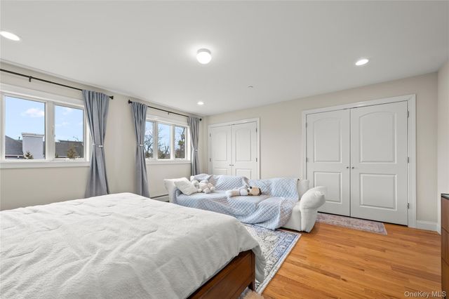 25 Sanford, Staten Island, NY 10307