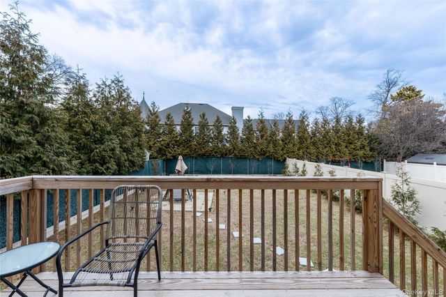 25 Sanford, Staten Island, NY 10307