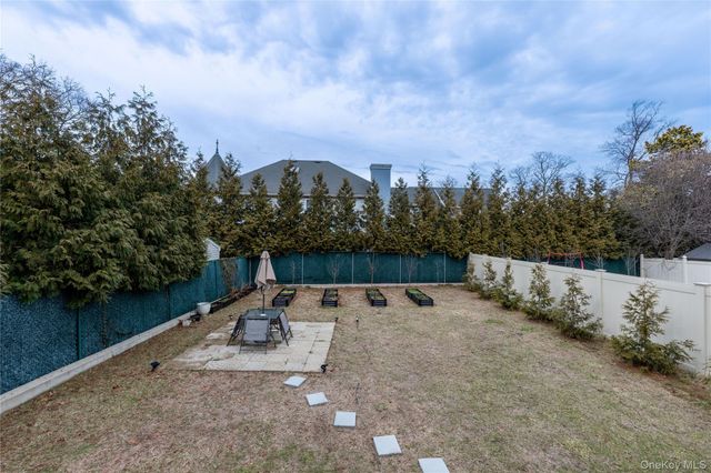 25 Sanford, Staten Island, NY 10307