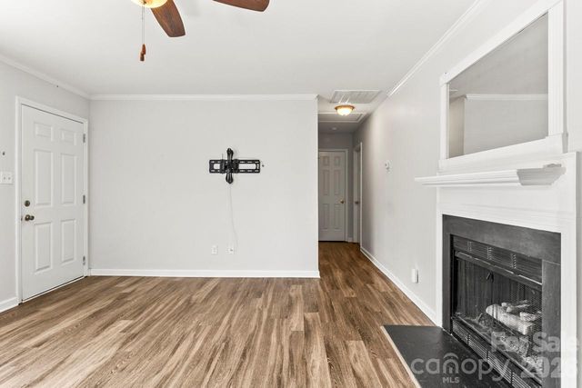 6041 Crape Myrtle Lane, Charlotte, NC 28216